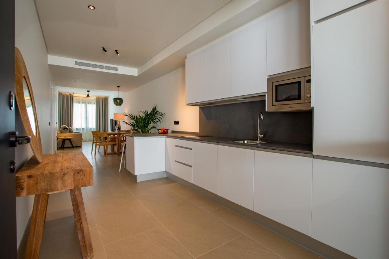 Hotel Apartamentos Hamus Коніль-де-ла-Фронтера Екстер'єр фото