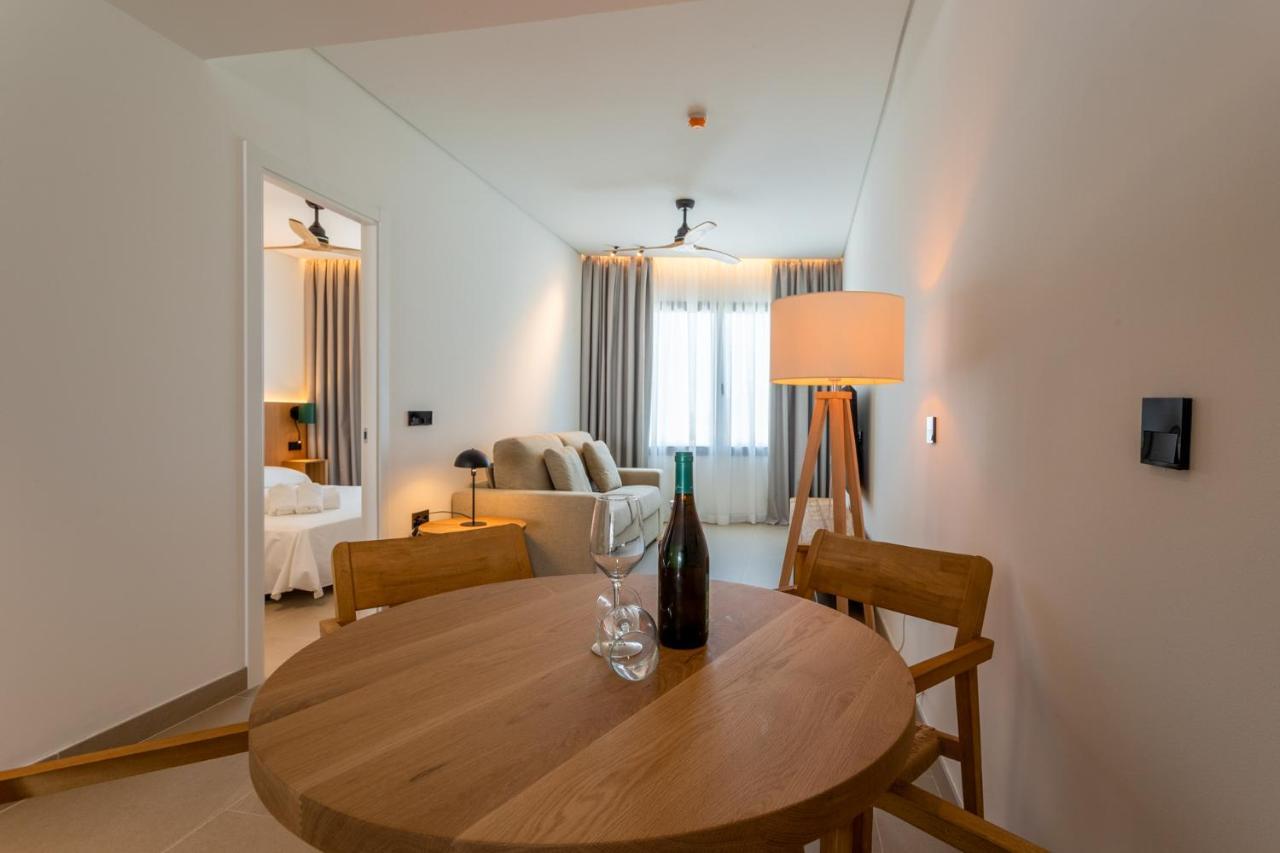 Hotel Apartamentos Hamus Коніль-де-ла-Фронтера Екстер'єр фото