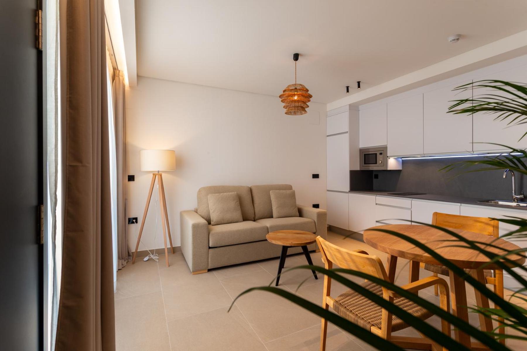 Hotel Apartamentos Hamus Коніль-де-ла-Фронтера Екстер'єр фото