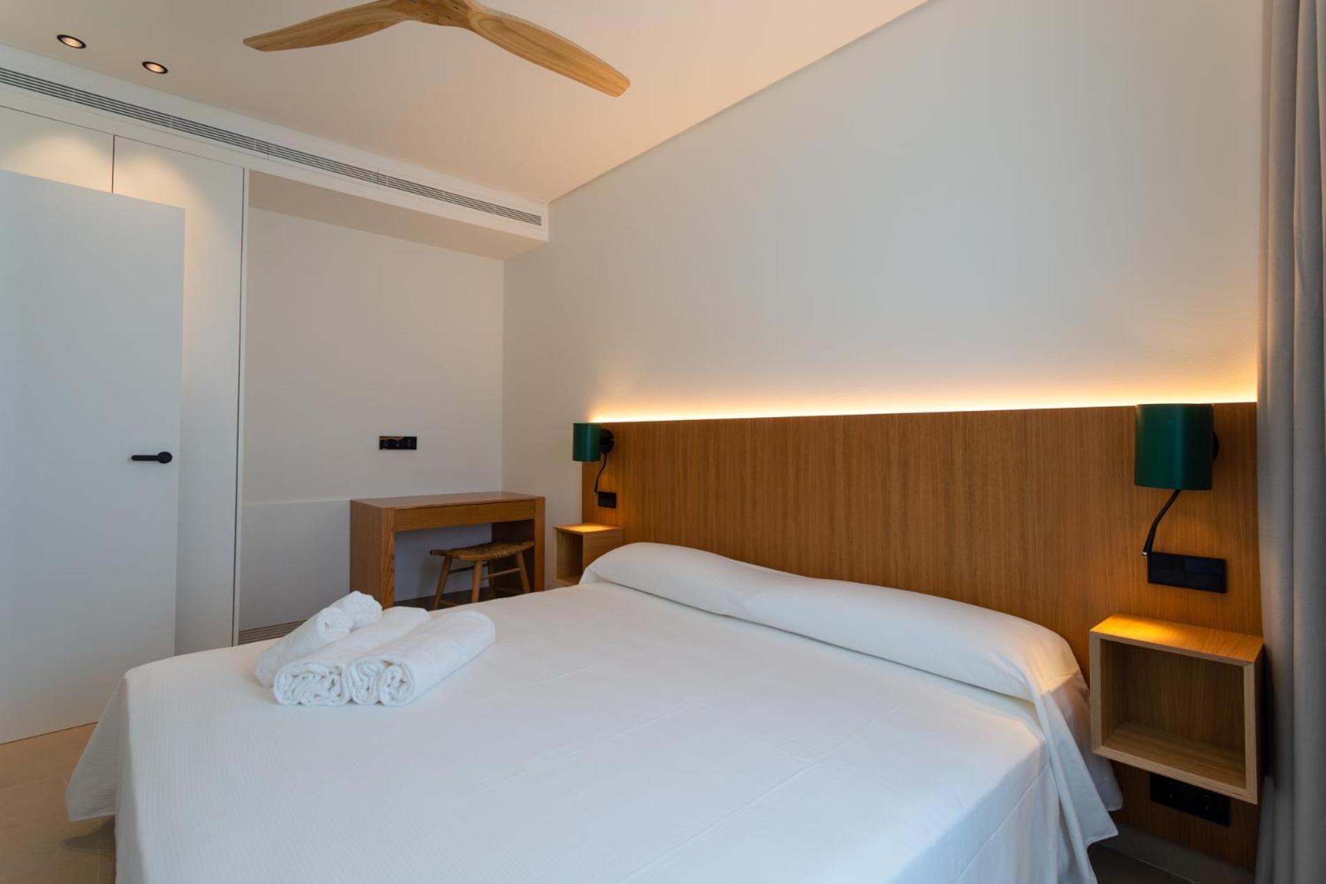 Hotel Apartamentos Hamus Коніль-де-ла-Фронтера Екстер'єр фото