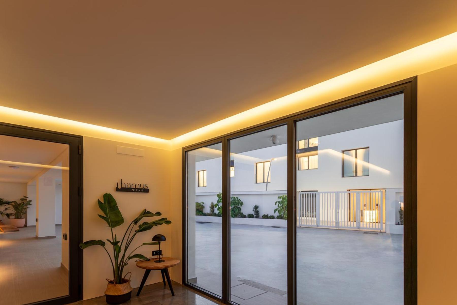 Hotel Apartamentos Hamus Коніль-де-ла-Фронтера Екстер'єр фото